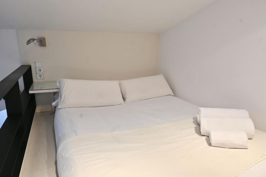 For You Rentals Apartamento Temporal Con Encanto A Pocos Metros Del Sol Myr13 Madrid Exterior photo